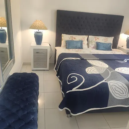 Penthouse Sabina Mit Jacuzzi Hébergement de vacances Callao Salvaje