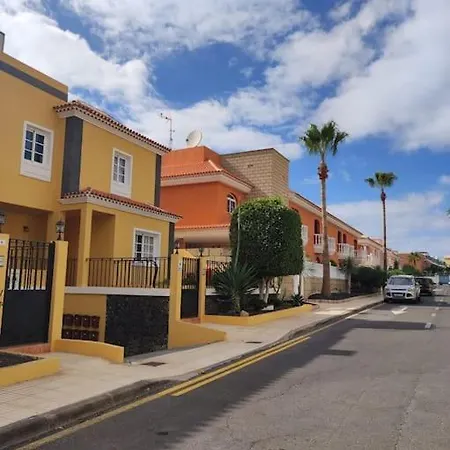 Nyaraló Penthouse Sabina Mit Jacuzzi Callao Salvaje