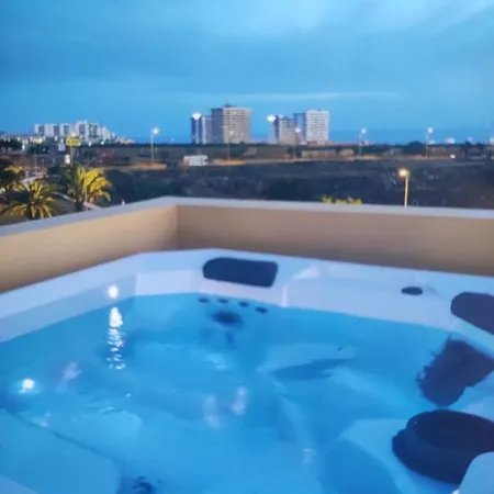 Nyaraló Penthouse Sabina Mit Jacuzzi *