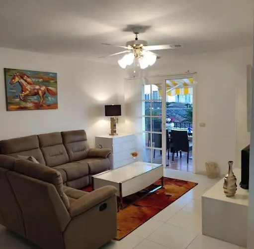 בית נופש Penthouse Sabina Mit Jacuzzi *