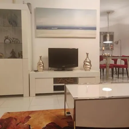 Penthouse Sabina Mit Jacuzzi * Callao Salvaje